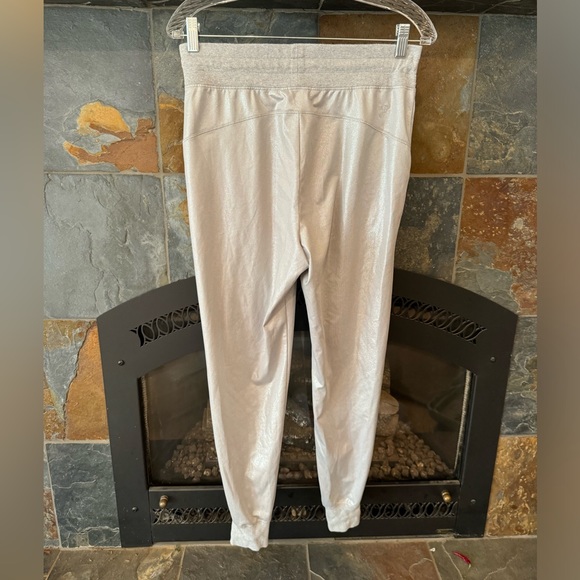 Lauren Ralph Lauren Sparkly Metallic Silver High Rise Full Length Jogger Pants S - Picture 8 of 8